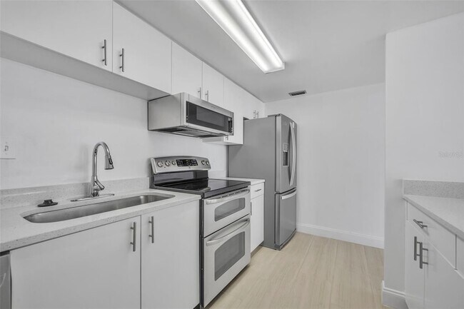 Building Photo - 2900 N Atlantic Ave