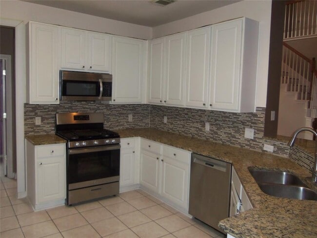 Building Photo - 15848 Garrison Cir