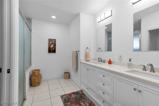 Building Photo - 443 Dundee Ct