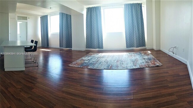 Building Photo - 1 Glen Royal Pkwy