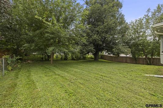 Building Photo - 105 Hillside Dr
