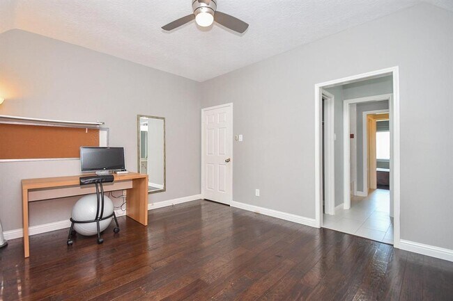 Building Photo - 7103 Adobe Meadows Ct