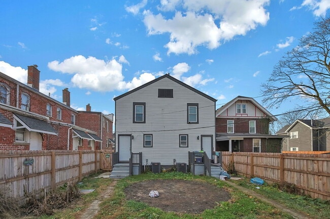 Building Photo - 1216 Atcheson St