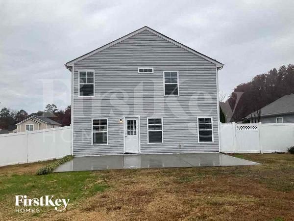 Building Photo - 1427 Long Paw Ln