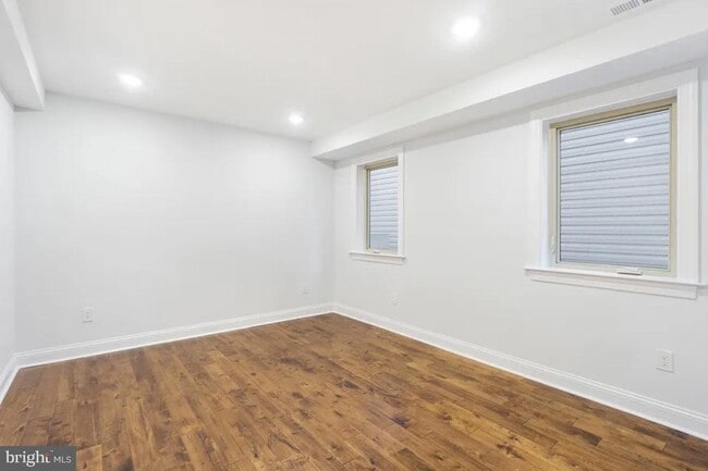 Building Photo - 41 W Wildey St