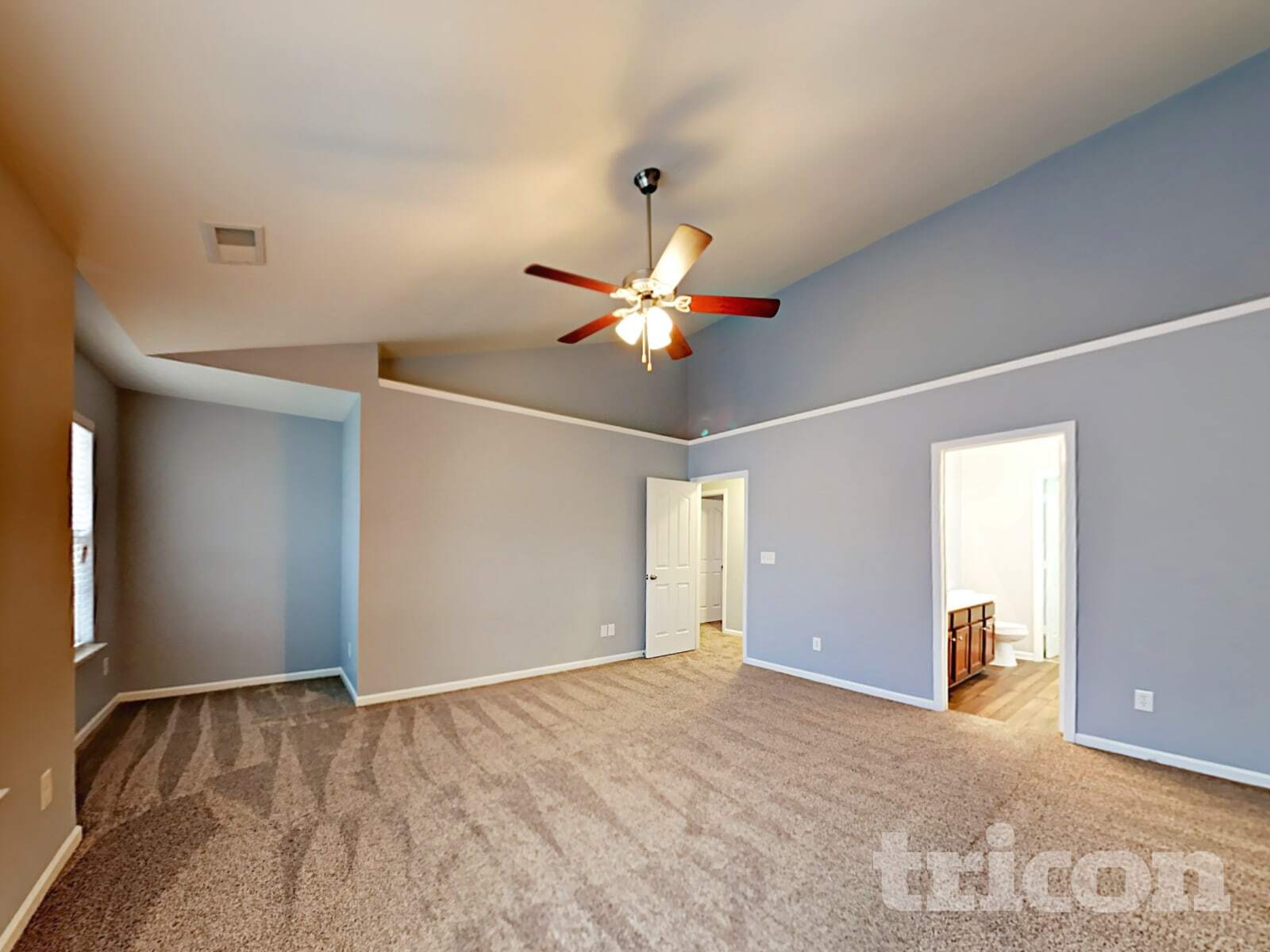 Building Photo - 11709 Oak St