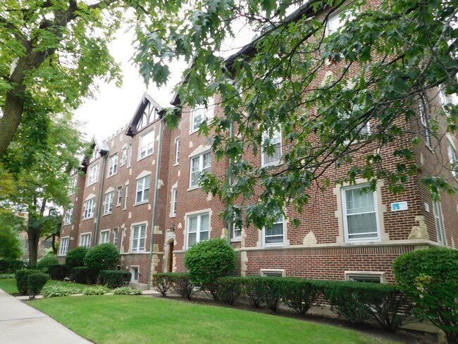 Primary Photo - 2060 Ridge Ave