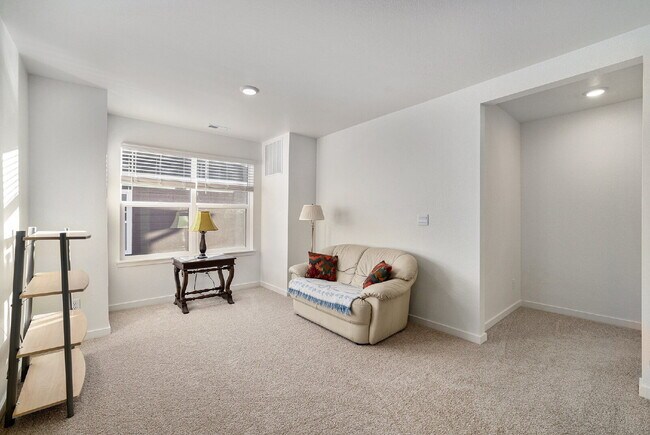 Building Photo - Rent this Immaculate Home in Johnstown Vil...