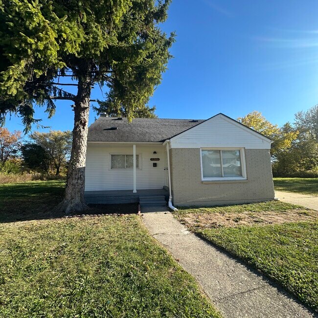 Primary Photo - 5246 Maryland St