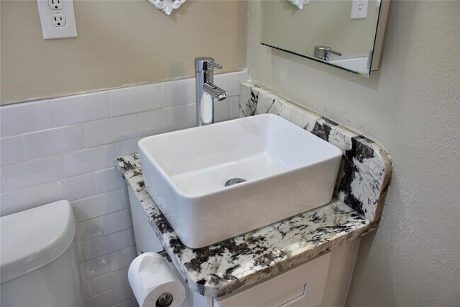 Building Photo - 17723 Mossforest Dr