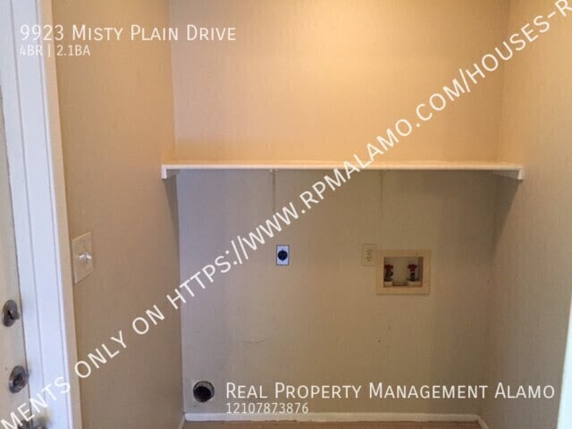 Building Photo - 9923 Misty Plain Dr