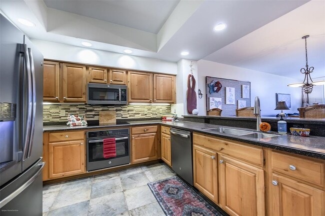 Building Photo - 3313 Sunset Key Cir