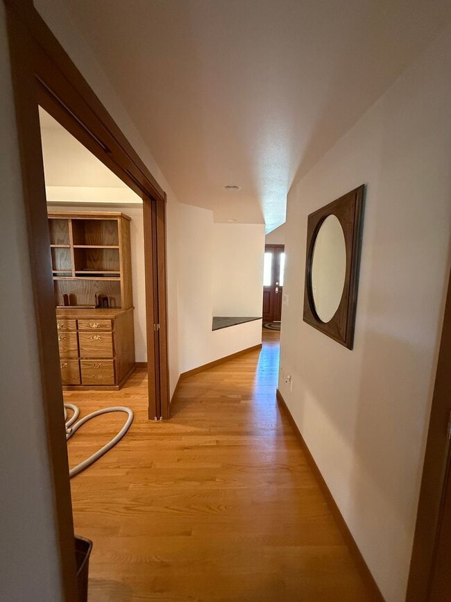 Building Photo - Beautiful Lynden Home!