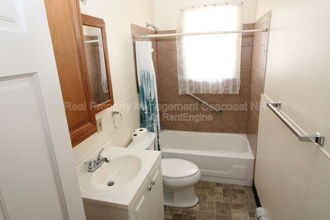 Building Photo - 30 Lafayette St