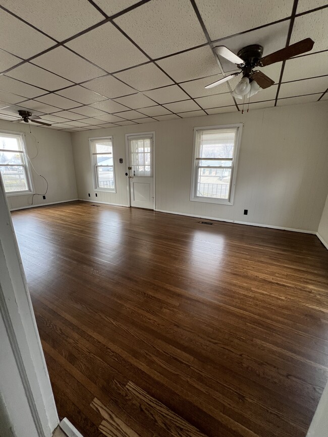 Building Photo - 3200 S 7th St