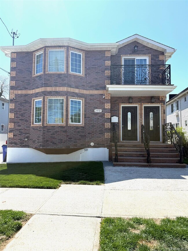 Building Photo - 249-10 139th Ave