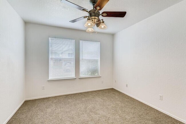 Building Photo - 9042 Camino Rey