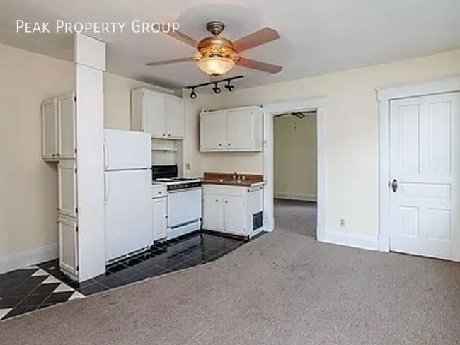 Building Photo - 2318 Chickasaw St