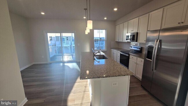 Primary Photo - 59 Rolling Branch Dr