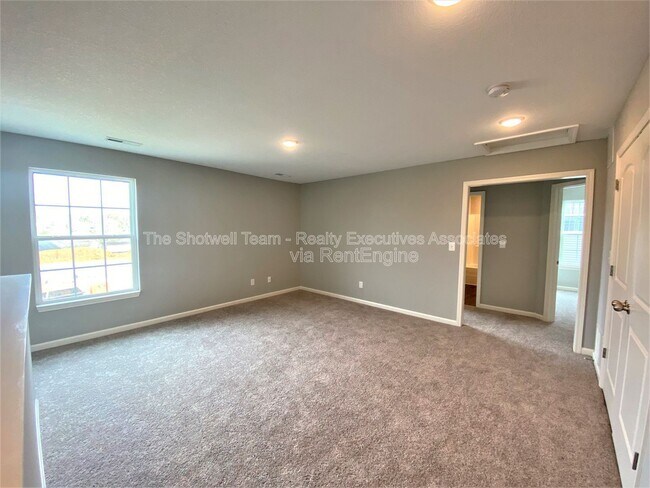Building Photo - 7852 Beeler Farms Ln