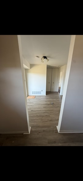 Building Photo - 49 Garden View Ter