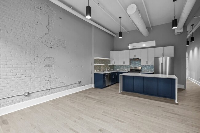 Building Photo - 157 N Howard St