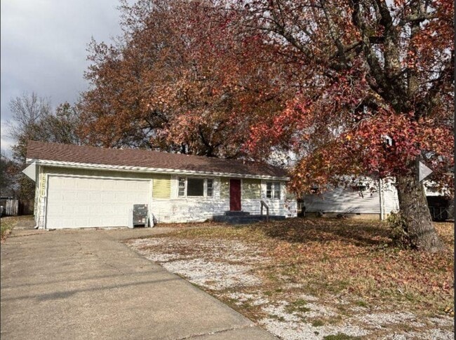 Primary Photo - Great East side location 2 bedroom 1 bath