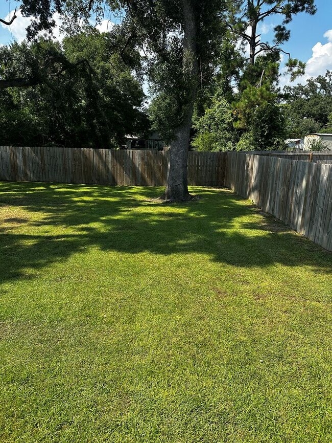 Building Photo - Beautiful 3/2 Family home in Beulah- Close to Navy Federal Credit Union Main Campus!