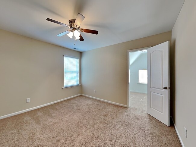 Building Photo - 265 Marsh Creek Dr