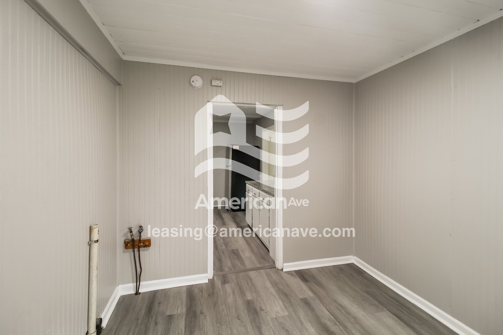 Building Photo - 1061 55th St