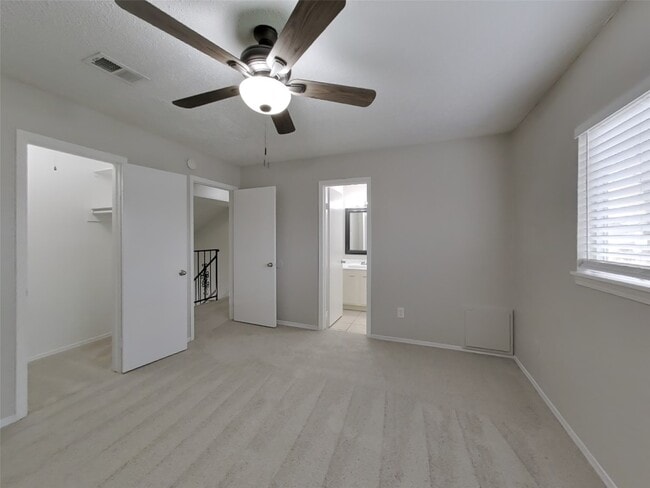 Building Photo - 20143 Dawn Mist Dr