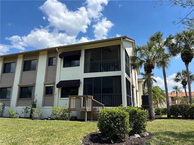 Building Photo - 16540 Heron Coach Way