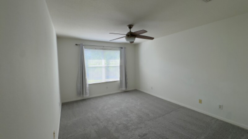 Building Photo - 9011 Iron Oak Ave