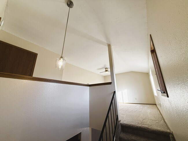 Building Photo - 7522 Madrid ct