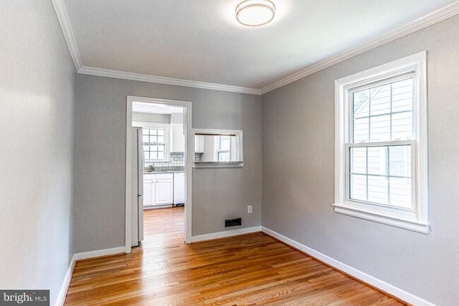 Building Photo - 2759 W George Mason Rd