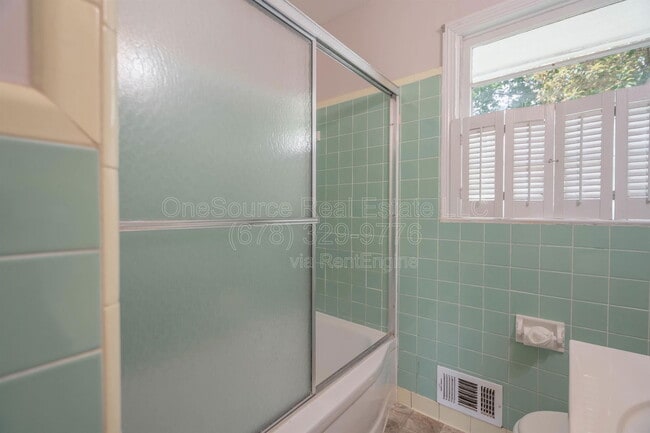 Building Photo - 1248 Cliffwood Dr
