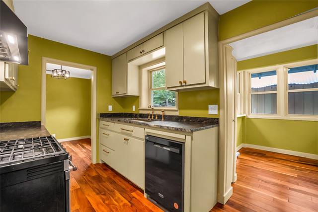 Building Photo - 10814 Stallcup Dr