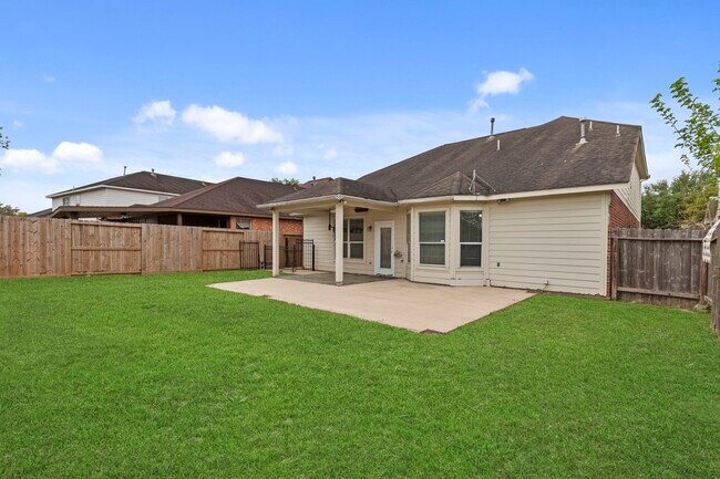 Building Photo - 4914 Trailing Clover Ct