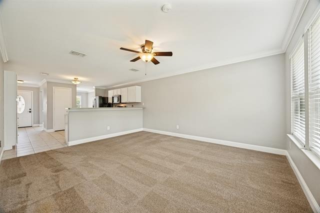 Building Photo - 1601 Elm St
