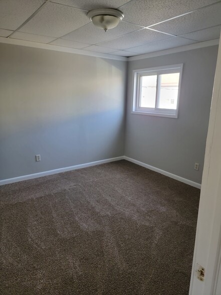 Bedroom - 307 Rustic Ave