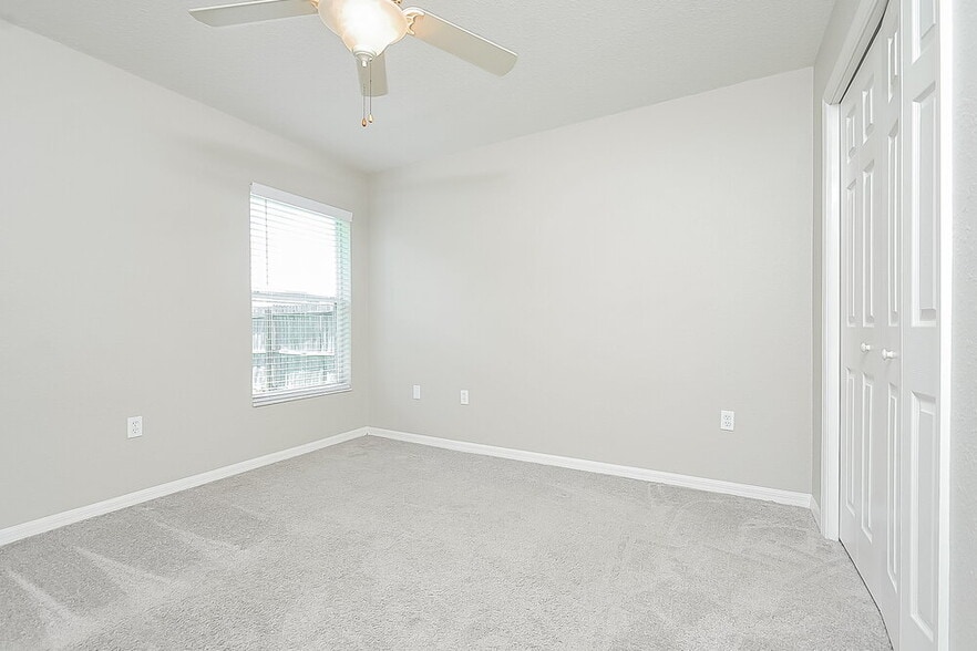 Building Photo - 4668 Great Blue Heron Dr