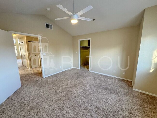 Building Photo - 2195 Alicia Point