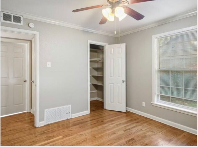 Building Photo - 10632 Desdemona Dr