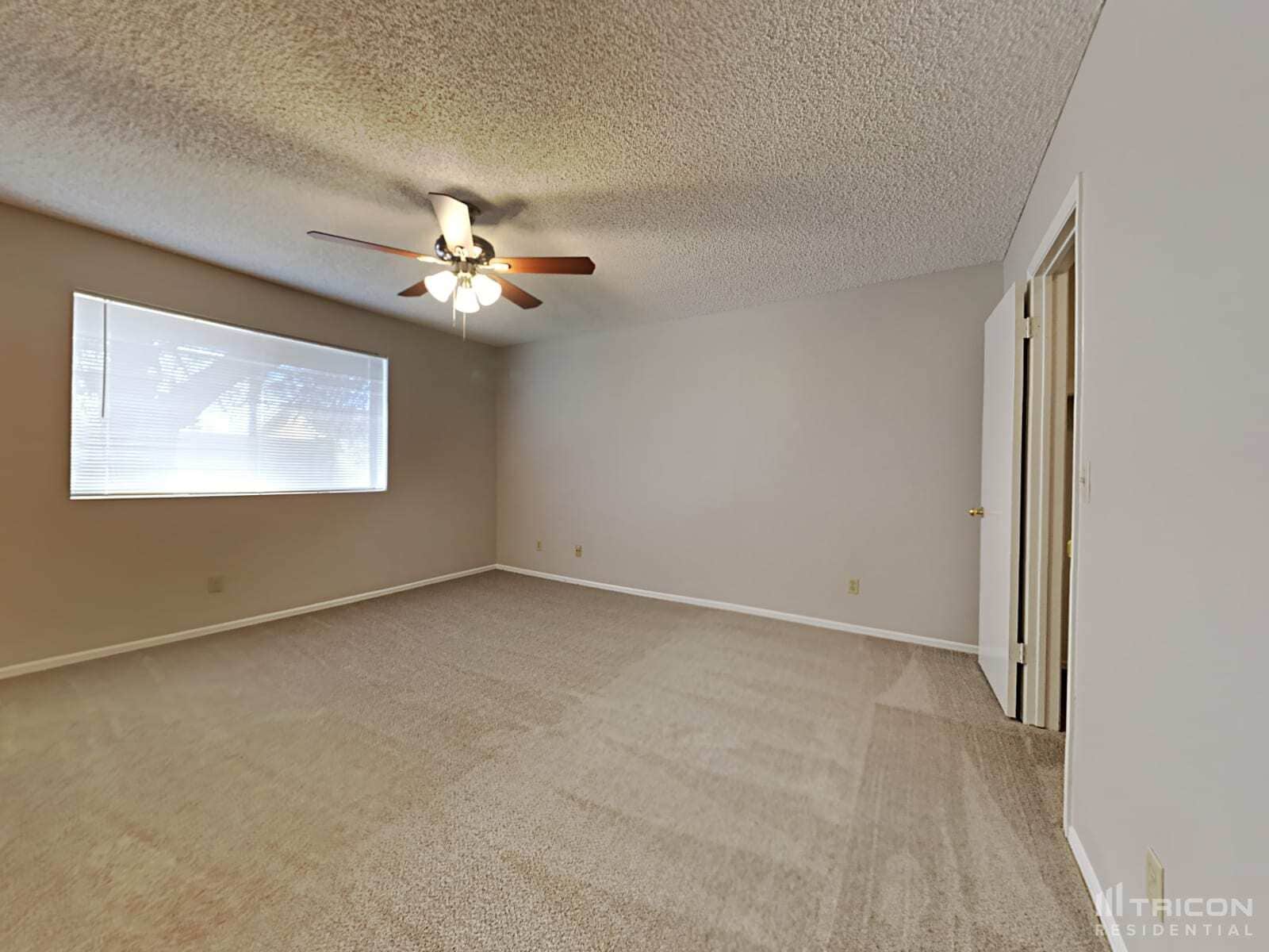 Building Photo - 8427 W Orchid Ln