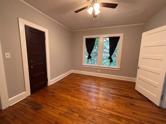 Building Photo - 3 Bedroom, 1 Bath home in West Rome!