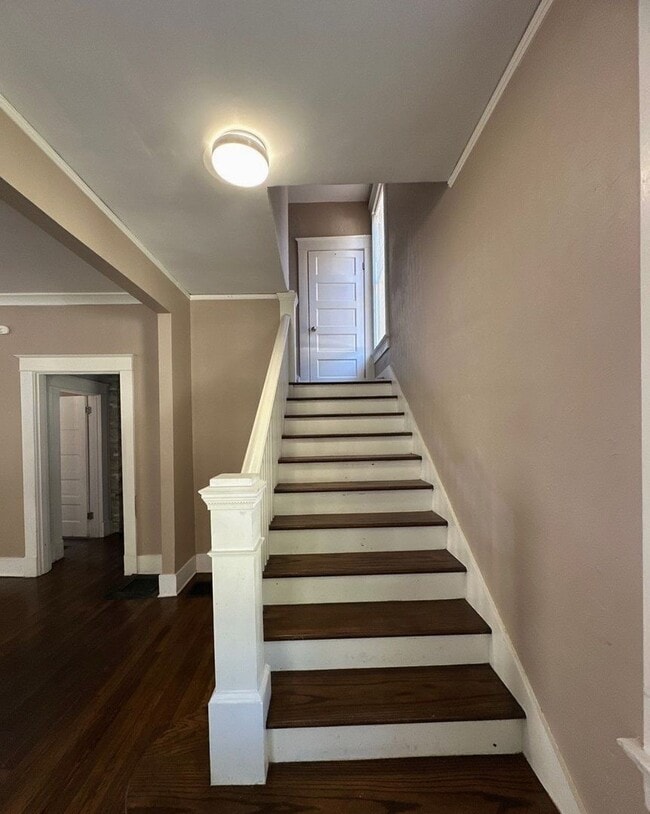 Building Photo - Gorgeous 4 Bedroom Home Now Available!!