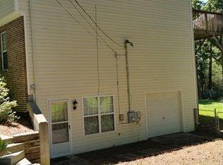 Building Photo - 5516 Pinedale Cir