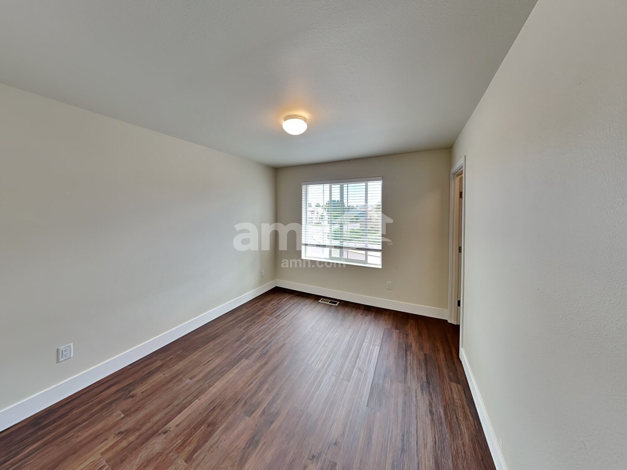 Building Photo - 1709 Blacktail Ln