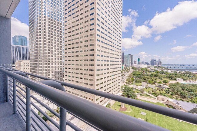 Building Photo - 325 S Biscayne Blvd