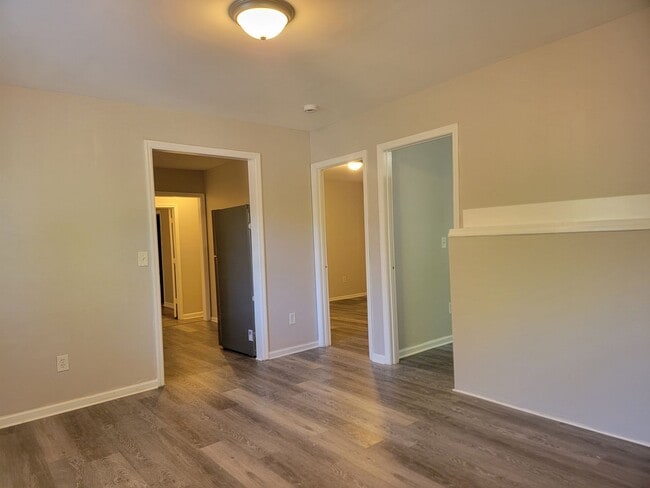 Building Photo - Homes in this area lease quickly — schedule your tour before it’s gone